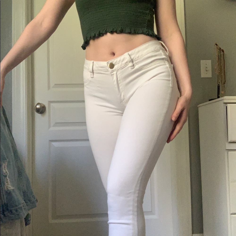 White American eagle jeans